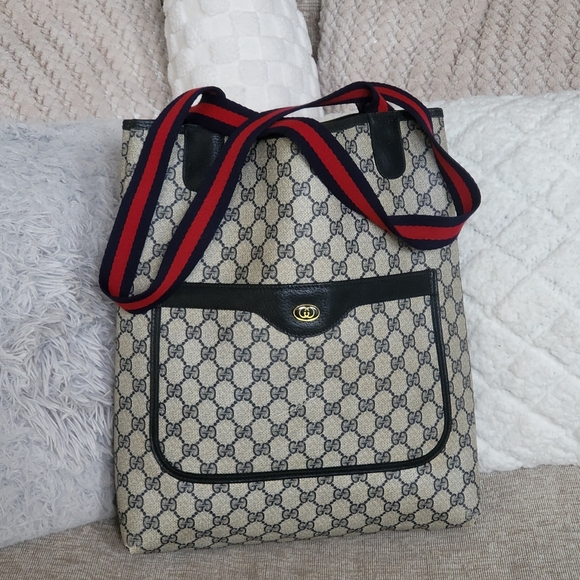 Gucci Handbags - Gucci Supreme Tote Bag Sherry Line..Authentic..!!!